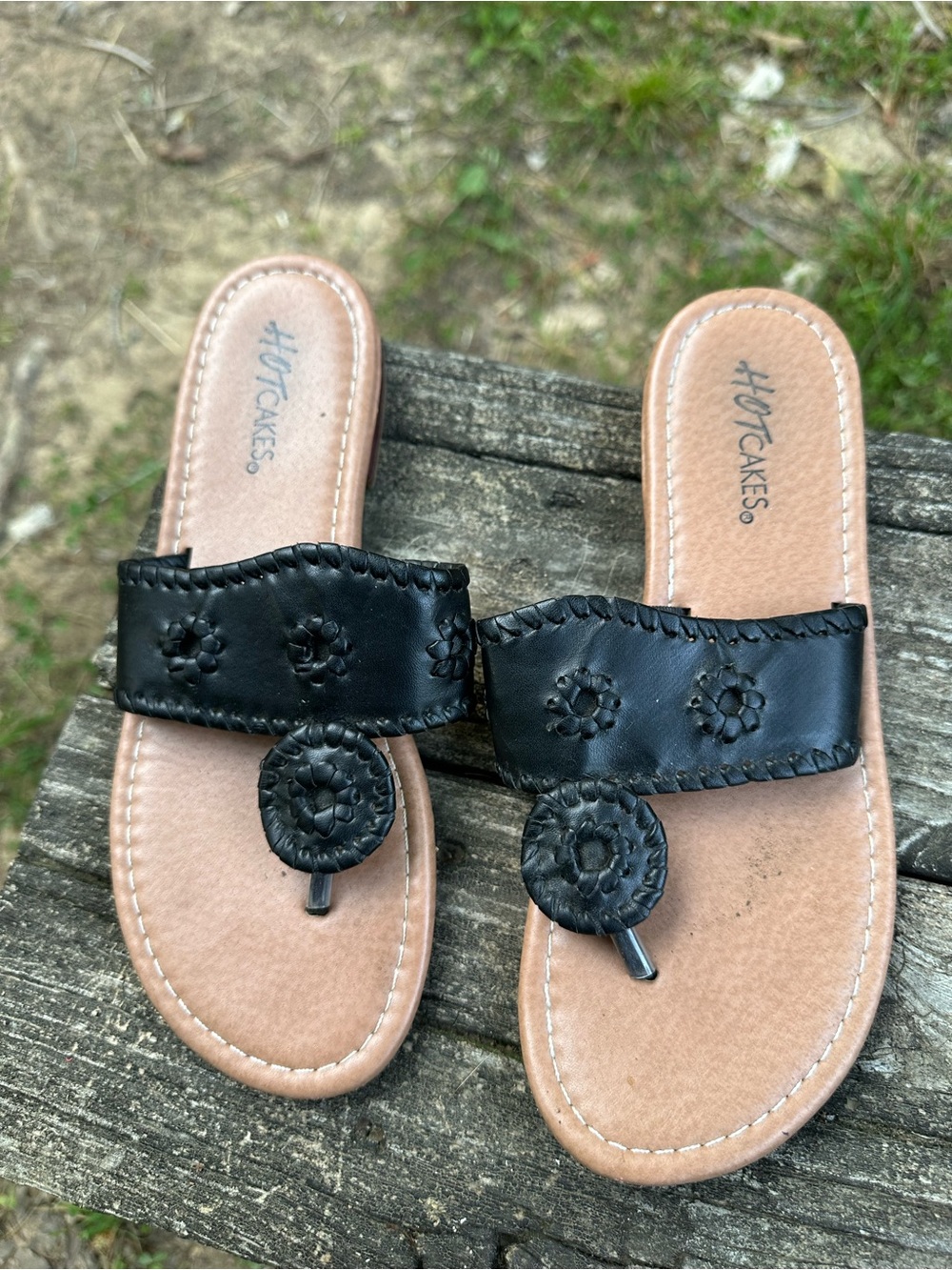 Hot Cakes Black Leather Toe-Ring Slide Sandals with Embroidered Medallions